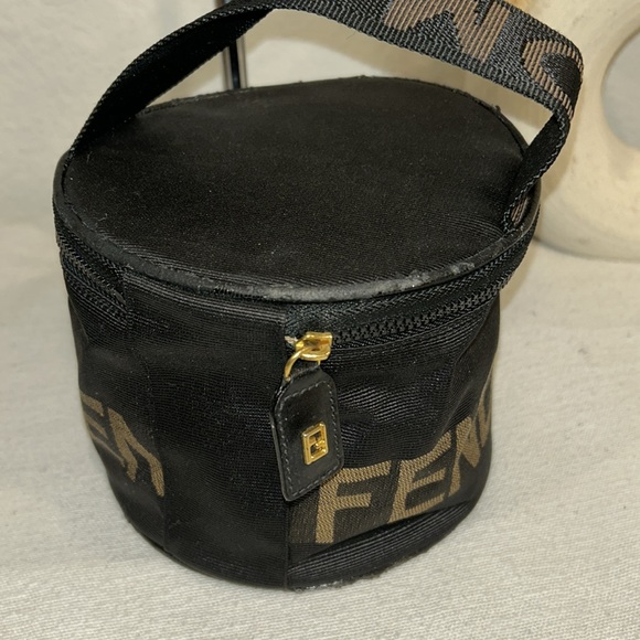 FENDI Vanity Cosmetic Pouch Canvas Black Auth 54858 - Picture 3 of 13